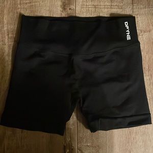 DFYNE IMPACT SHORTS 4.5